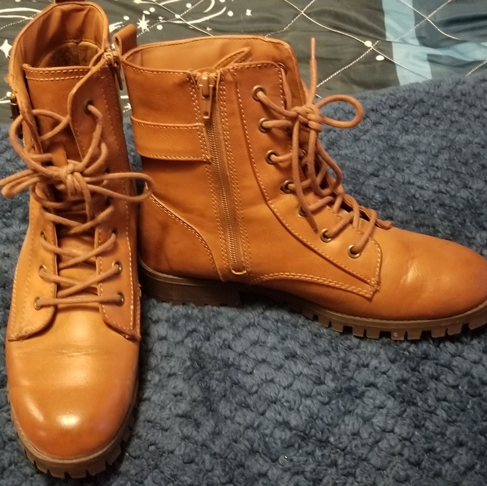 EUC Sonoma boot